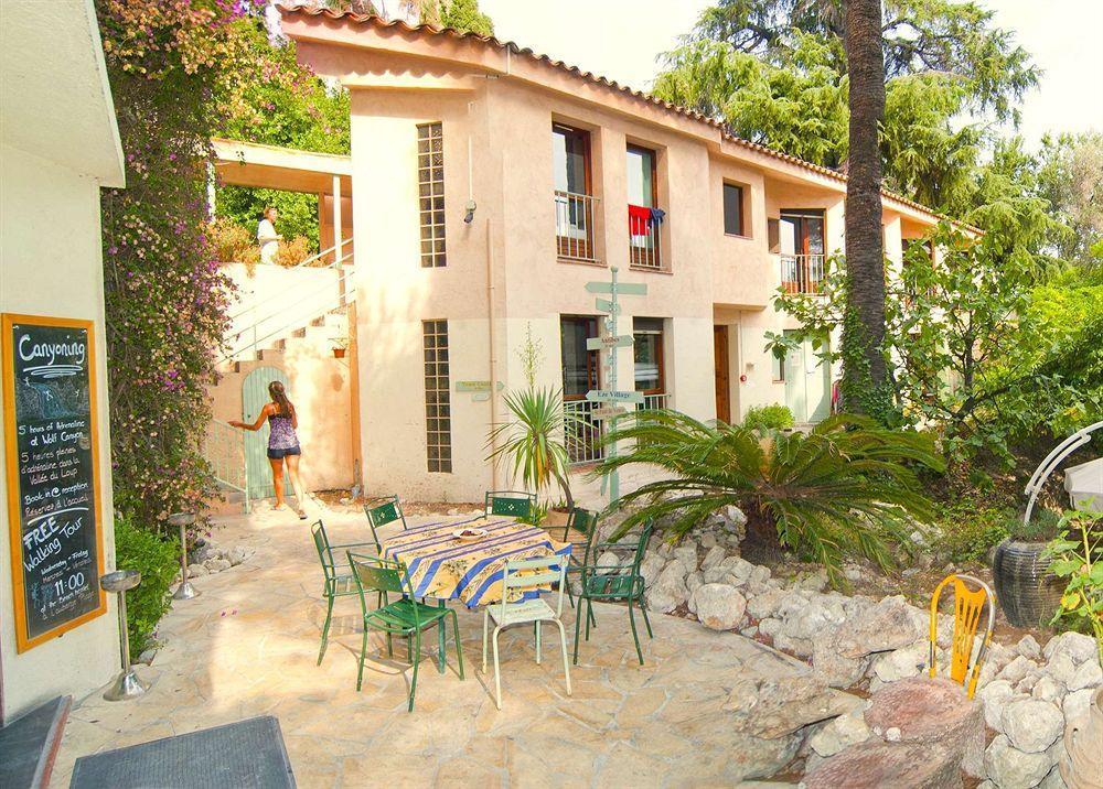 Villa Saint Exupery Gardens Hostel Nice Extérieur photo